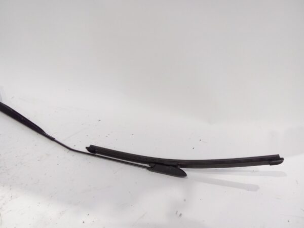 brazo_limpia_delantero_derecho_288810002n_renault_laguna_iii_bt0_1_2_0_16v_turbo