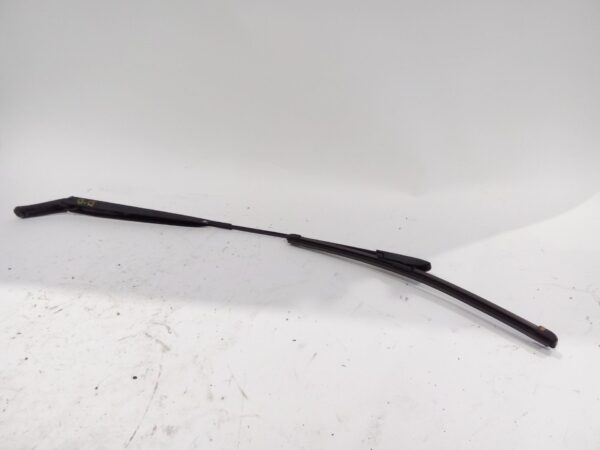 brazo_limpia_delantero_derecho_288810002n_renault_laguna_iii_bt0_1_2_0_16v_turbo