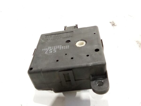 motor_apertura_trampillas_climatizador_a24850a8400002_renault_laguna_iii_bt0_1_2_0_16v_turbo
