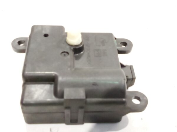 motor_apertura_trampillas_climatizador_a24850a8400002_renault_laguna_iii_bt0_1_2_0_16v_turbo