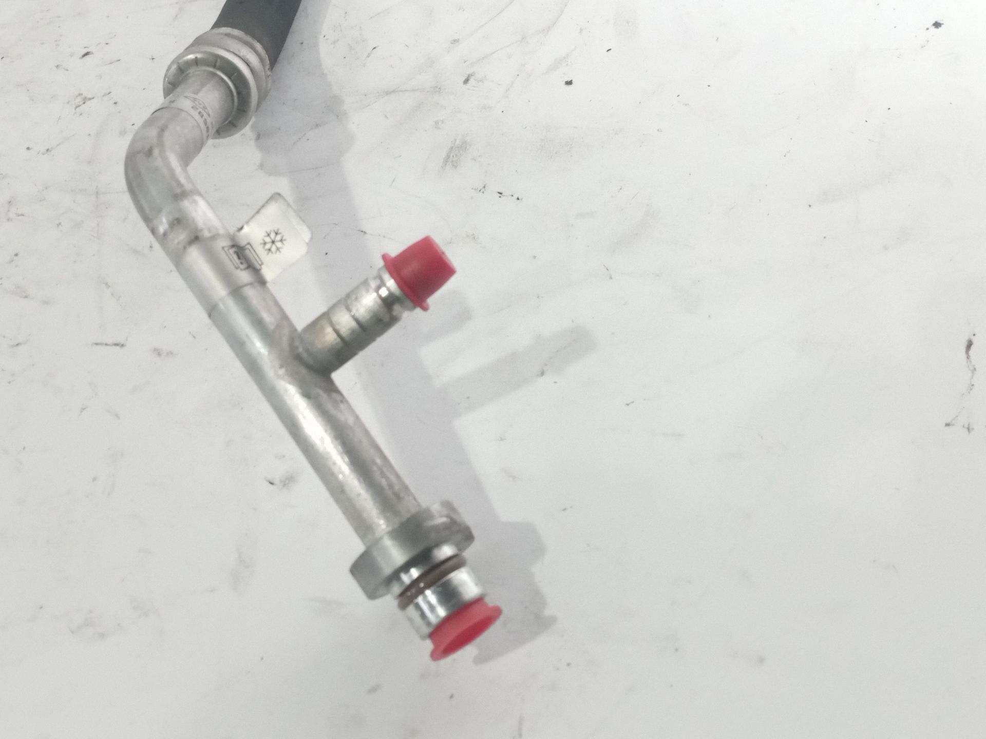 tubos_aire_acondicionado_924540582_renault_megane_iii_hatchback_bz0_1_b3_1_2_tce_bz2b_bz11