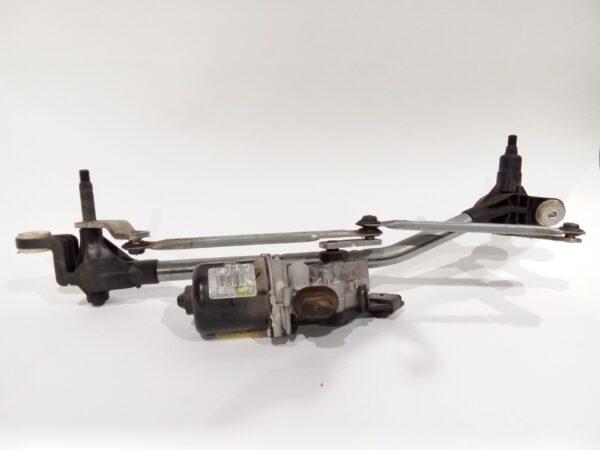 motor_limpia_delantero_28800001r_valeo_w000007226_renault_megane_iii_hatchback_bz0_1_b3_1_2_tce_bz2b_bz11