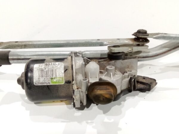 motor_limpia_delantero_28800001r_valeo_w000007226_renault_megane_iii_hatchback_bz0_1_b3_1_2_tce_bz2b_bz11