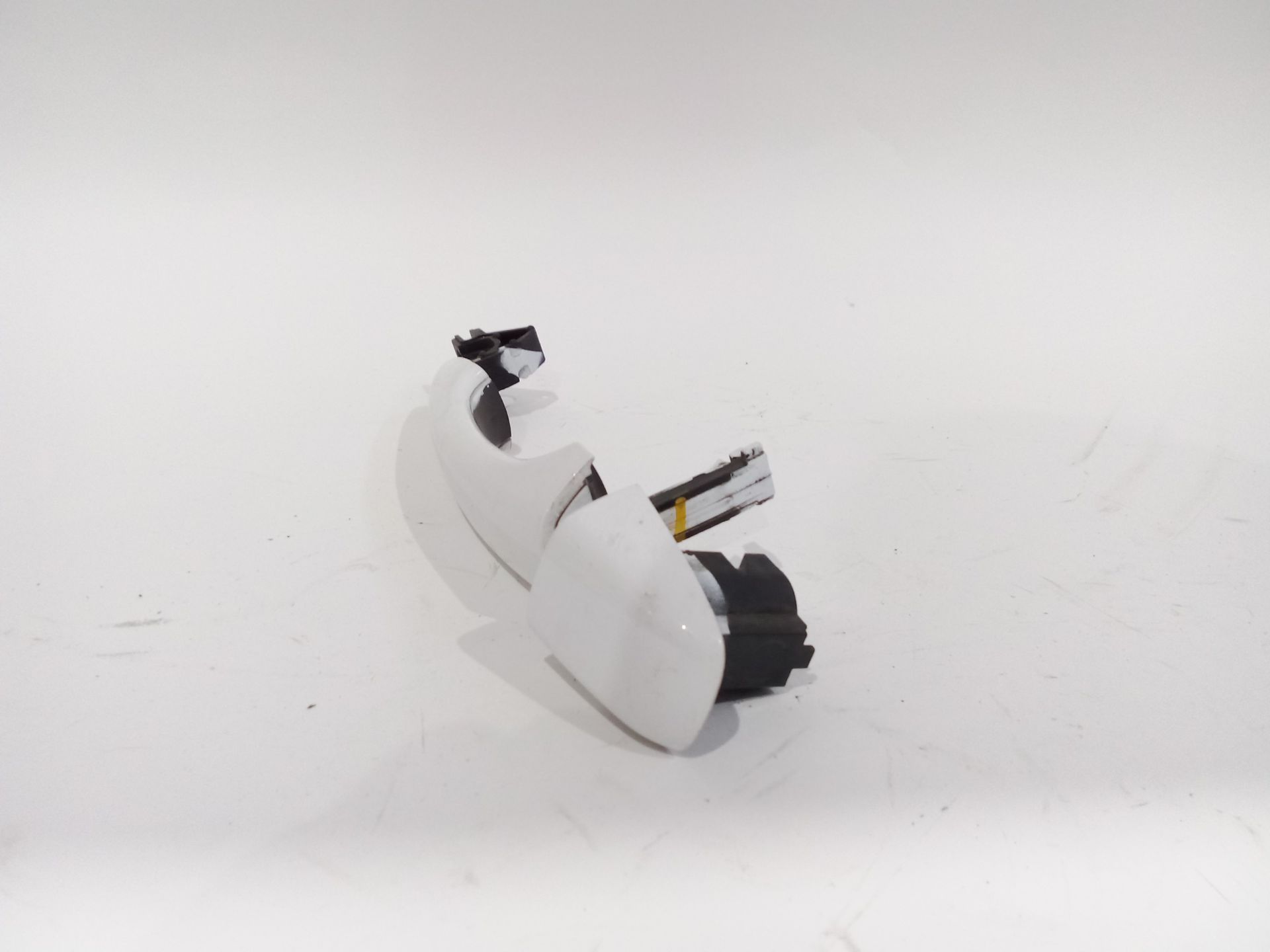 maneta_exterior_trasera_izquierda_9101lw_ewp_pintura_blanco_banquise_citr_n_c_elysee_dd_1_6_hdi_92