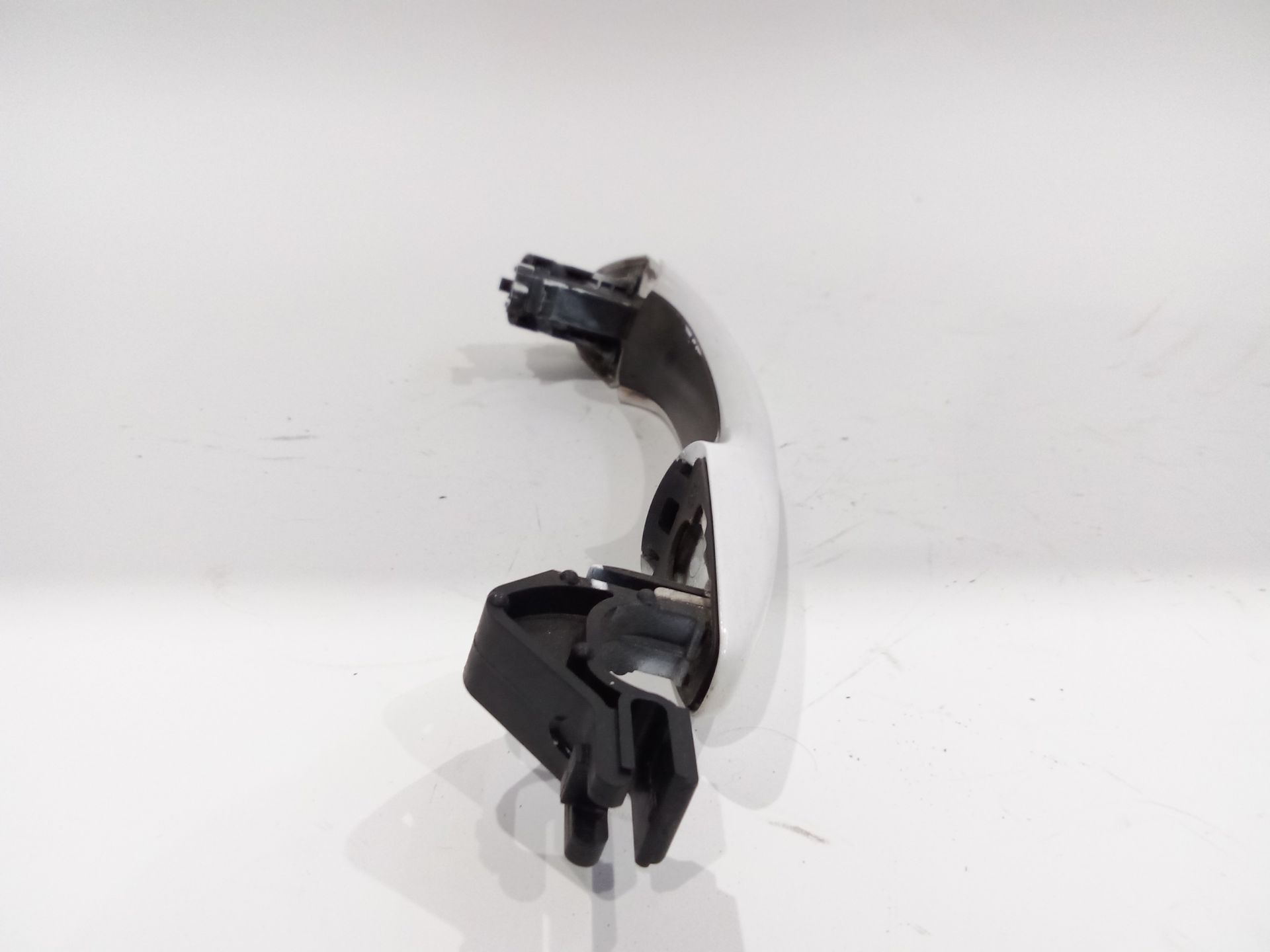 maneta_exterior_trasera_izquierda_9101lw_ewp_pintura_blanco_banquise_citr_n_c_elysee_dd_1_6_hdi_92