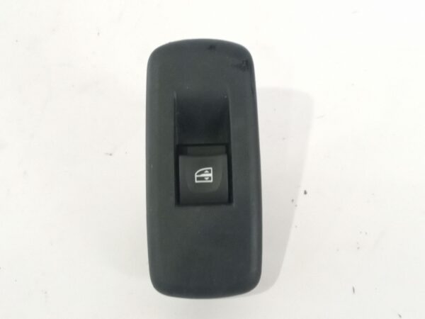 mando_elevalunas_trasero_derecho_254210001r_renault_latitude_l70_2_0_dci_150_l70h
