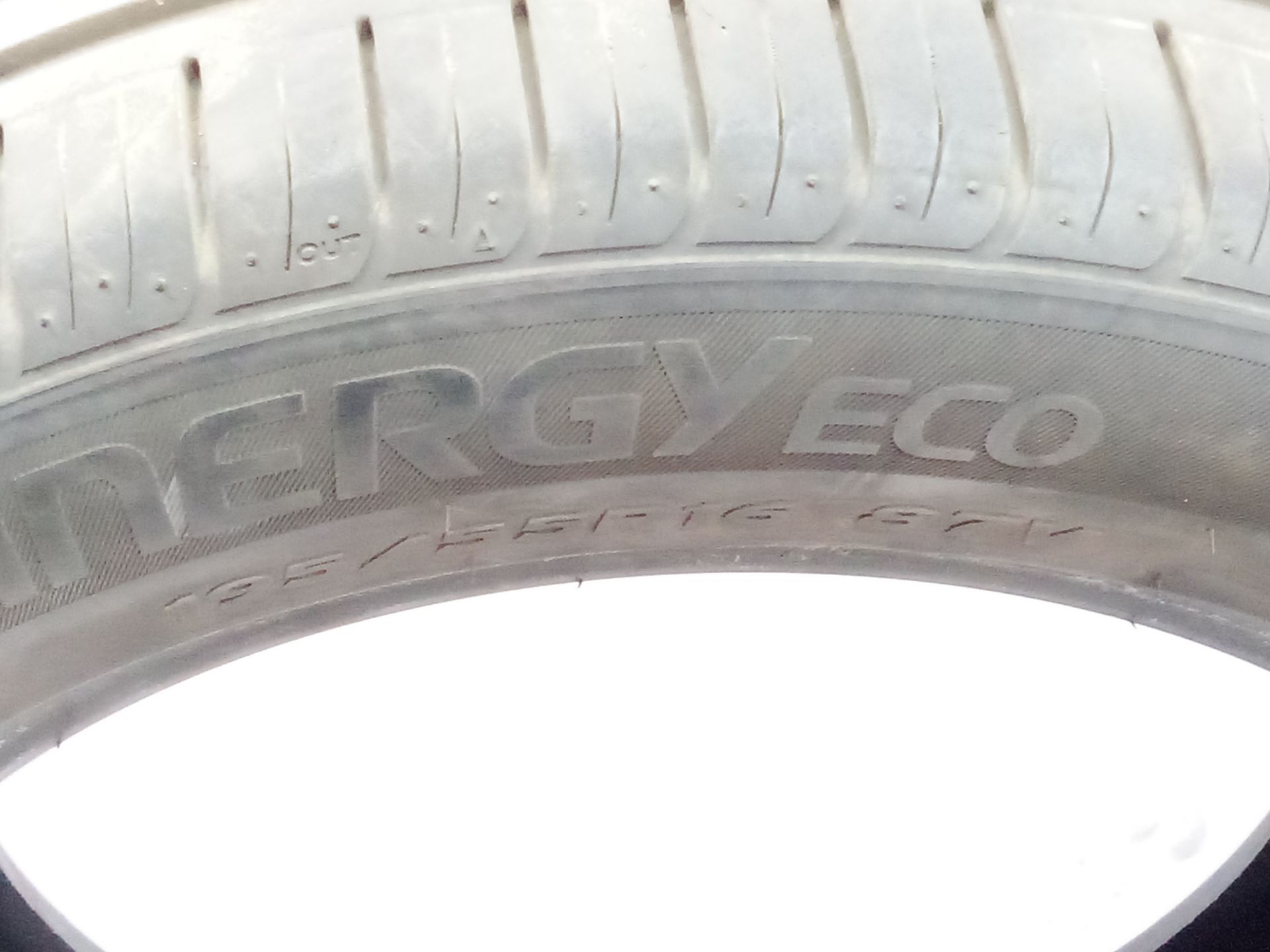 pareja_neumaticos_195_55_16_87v_4312_hankook_neumatico_neumatico_reciclado