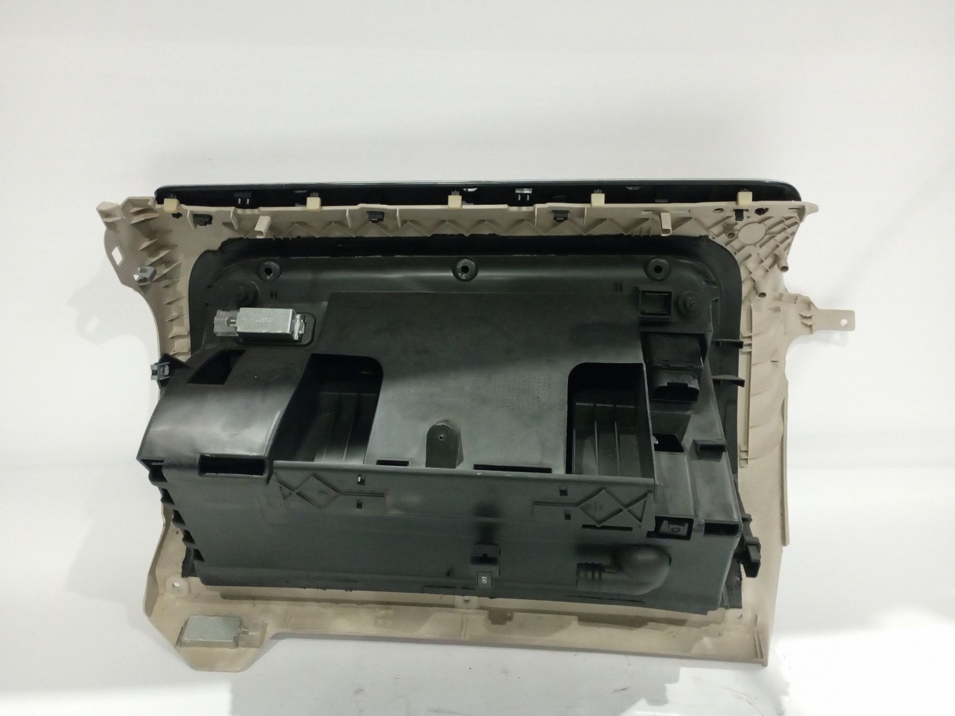 guantera_1k1857290_volkswagen_golf_vi_5k1_1_6_tdi