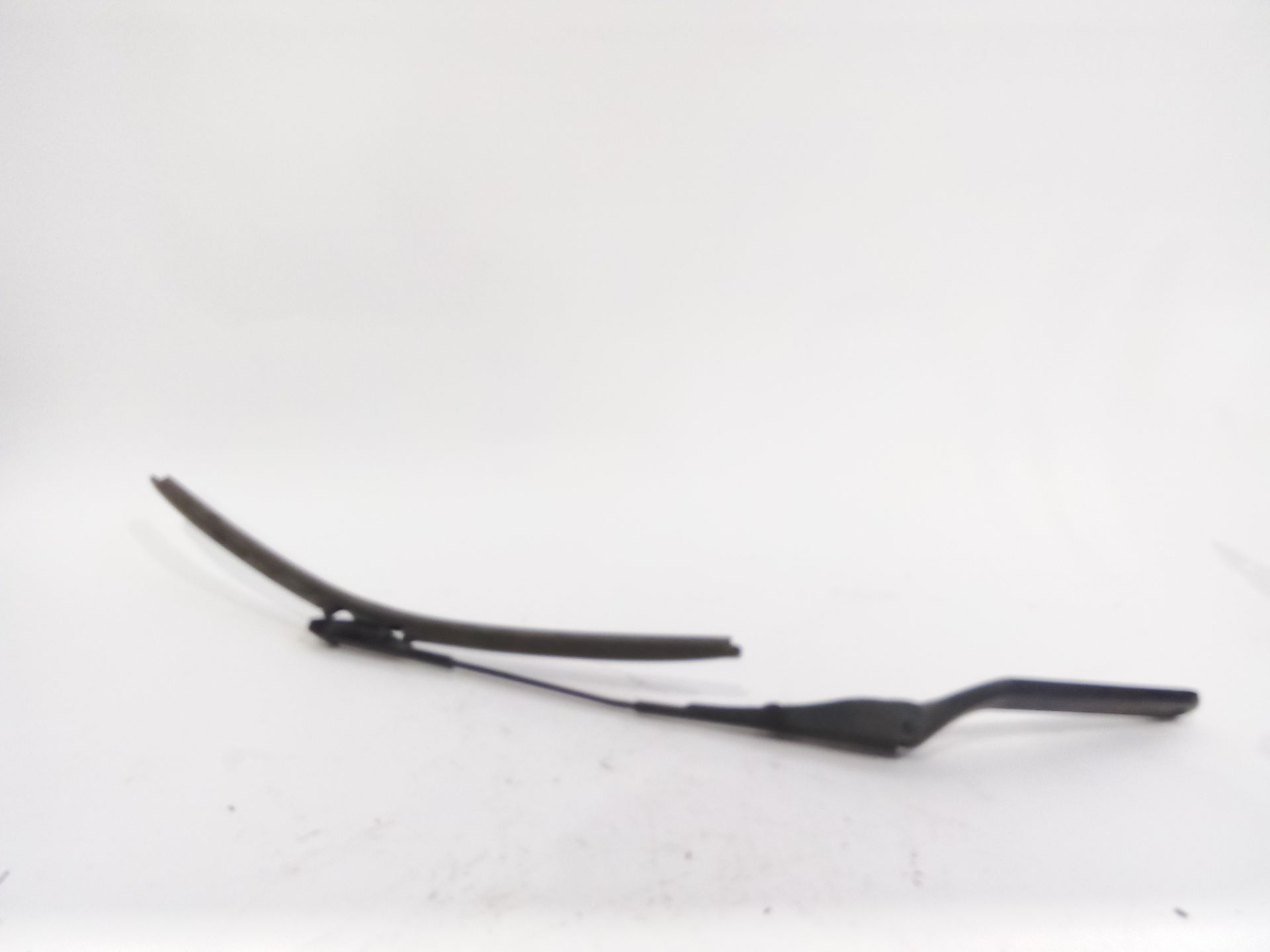 brazo_limpia_delantero_izquierdo_61619450003_bmw_1_e81_116_d