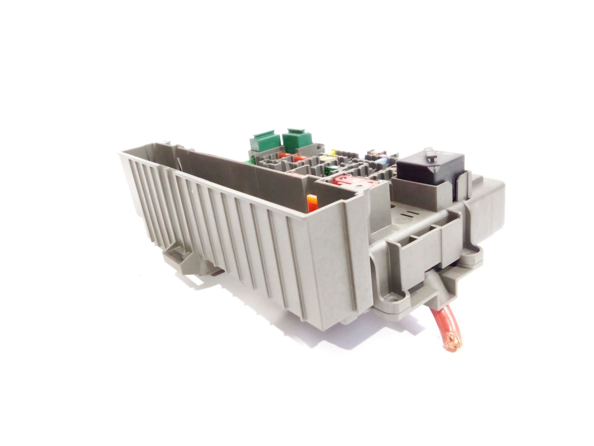 caja_reles_fusibles_28232321030101_9119446_230609_bmw_1_e81_116_d