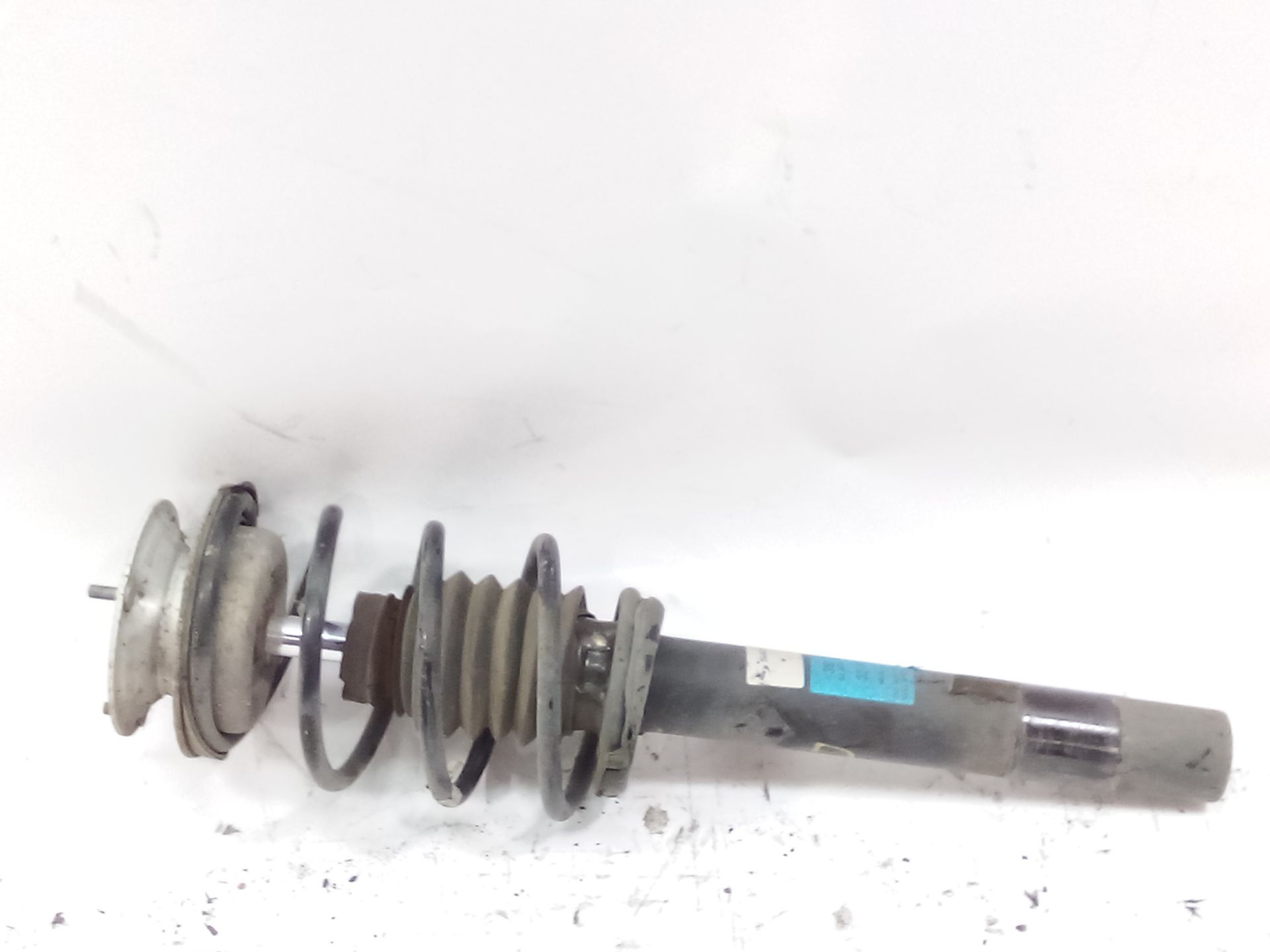 amortiguador_delantero_derecho_31316786024_bmw_1_e81_116_d