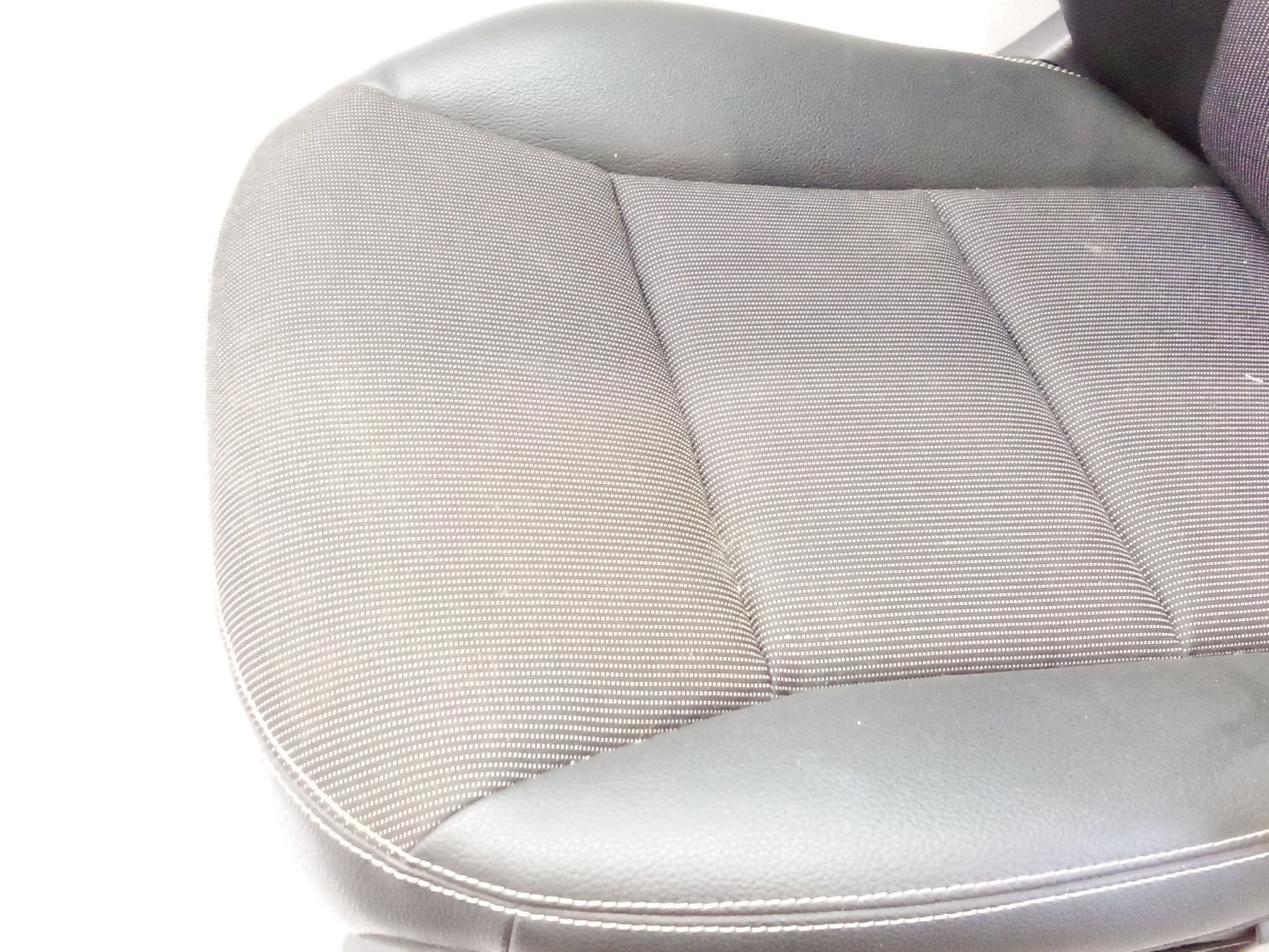 asiento_delantero_derecho_a2469107201_mercedes_benz_clase_b_sports_tourer_w246_w242_b_180_cdi_d_246_212