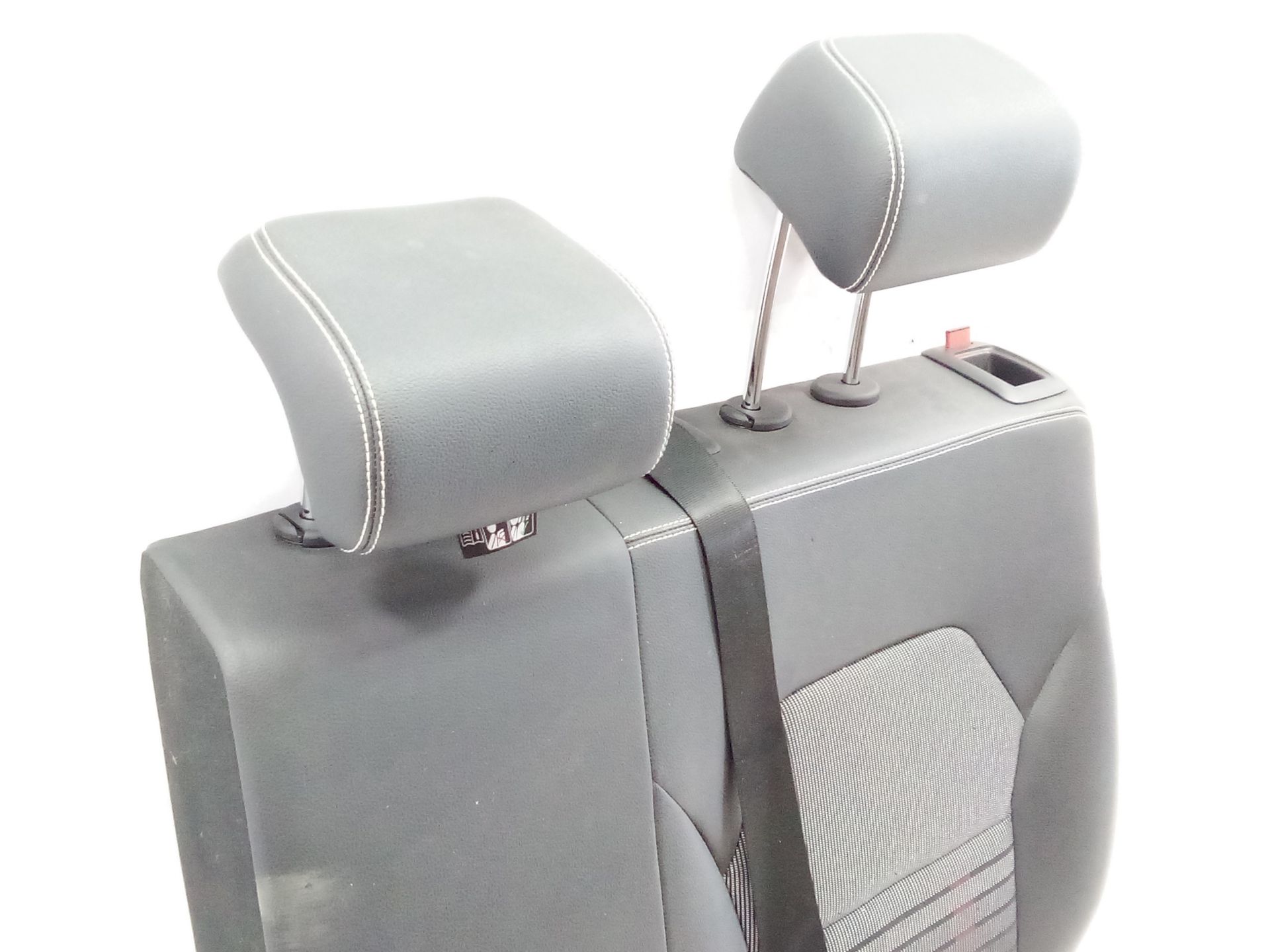 respaldo_trasero_derecho_y_central_a2469200516_mercedes_benz_clase_b_sports_tourer_w246_w242_b_180_cdi_d_246_212