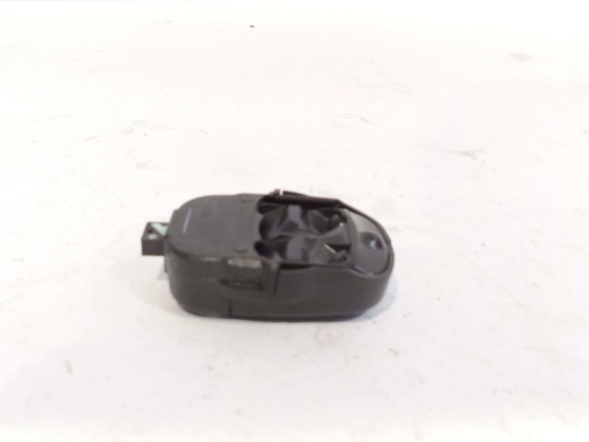 sensor_de_lluvia_96000_kia_carens_iv_1_6_gdi