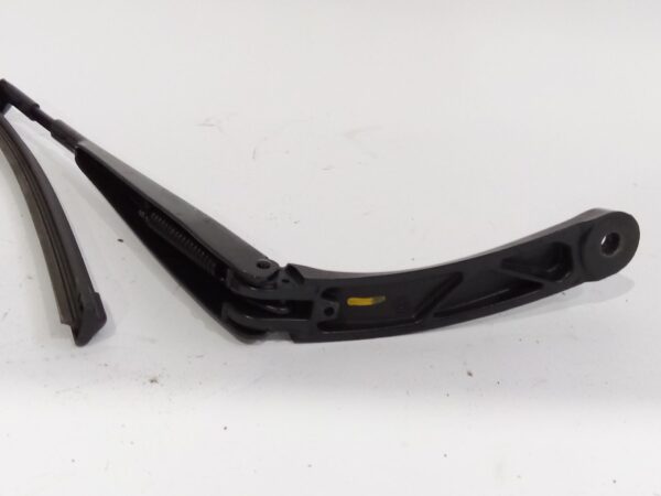 brazo_limpia_delantero_izquierdo_2ga955409a_volkswagen_t_roc_a11_d11_1_5_tsi_4motion