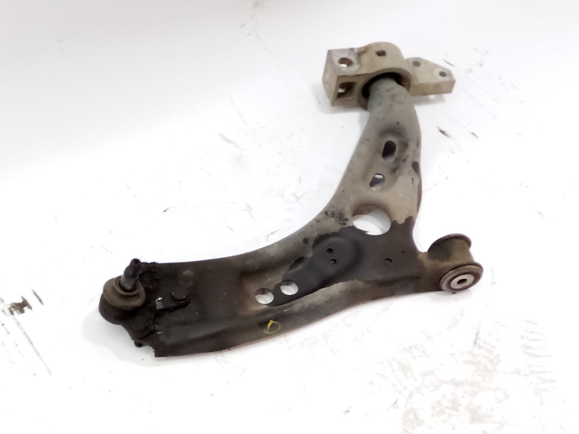 brazo_suspension_inferior_delantero_derecho_1k0407152bc_skoda_octavia_ii_1z3_1_6