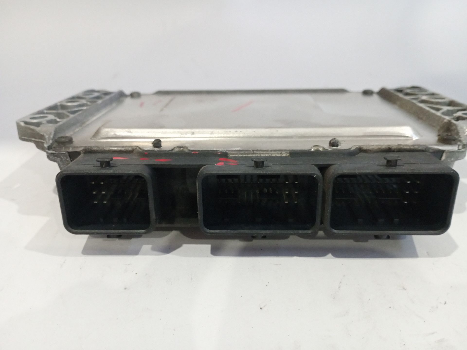 centralita_motor_uce_8200387138_renault_grand_scenic_ii_jm0_1_2_0