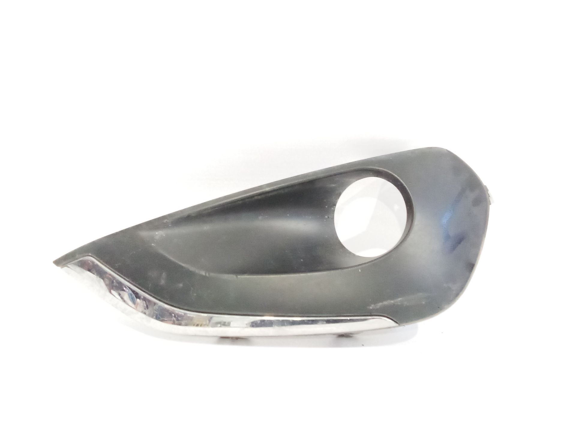 molduras_delanteras_9810738177_peugeot_208_i_ca_cc_1_2_vti_82