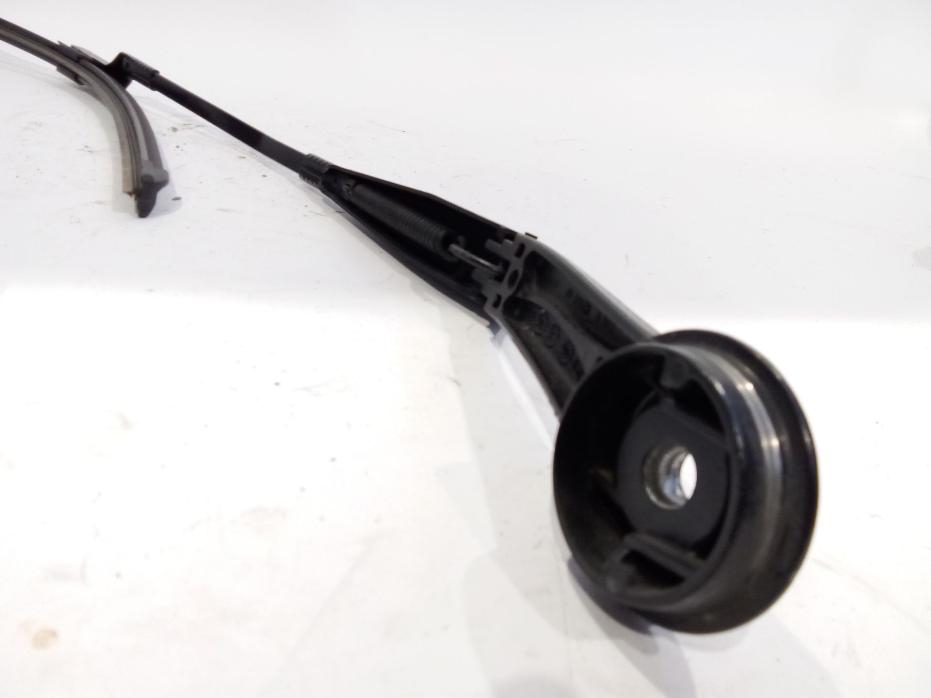 brazo_limpia_delantero_derecho_bm5117526_ford_focus_iii_1_0_ecoboost