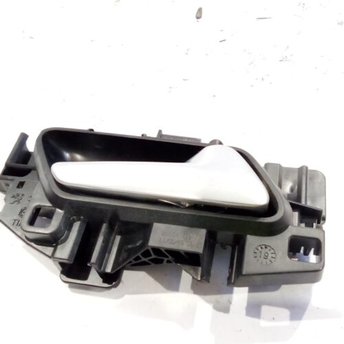 MANETA INTERIOR TRASERA DERECHA PEUGEOT 3008 II SUV (MC_ MR_ MJ_ M4_) 1.5 BLUEHDI 130