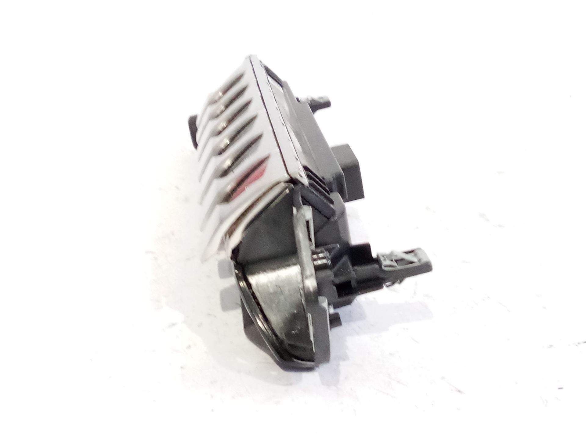 warning_28581371_peugeot_3008_ii_suv_mc_mr_mj_m4_1_5_bluehdi_130