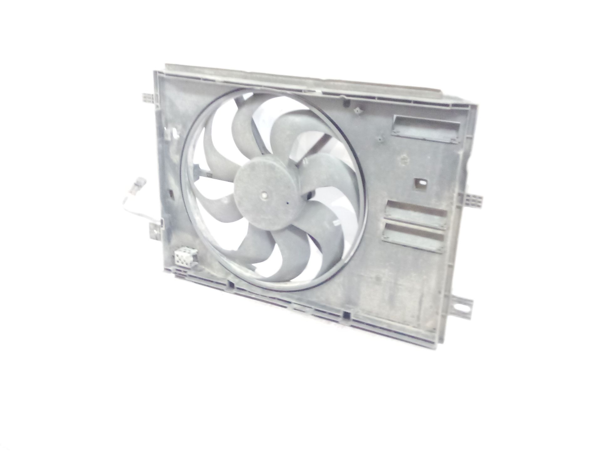 electroventilador_980631580_peugeot_3008_ii_suv_mc_mr_mj_m4_1_5_bluehdi_130
