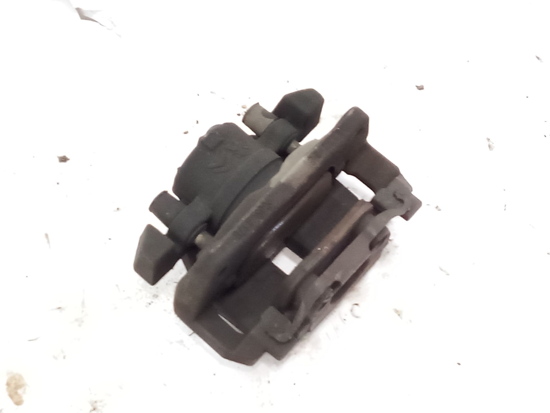 pinza_freno_delantera_derecha_1623162180_peugeot_3008_ii_suv_mc_mr_mj_m4_1_5_bluehdi_130