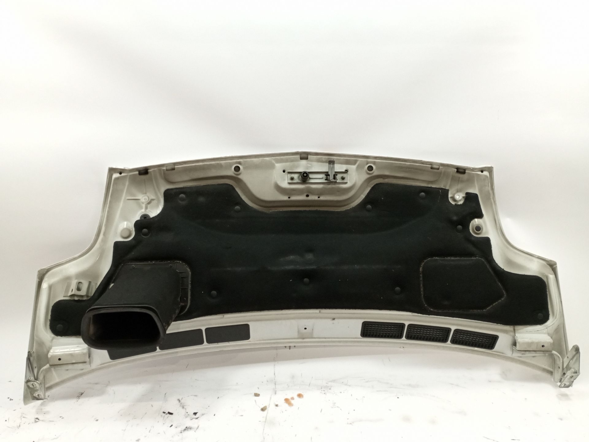 capot_7751474717_color_carroceria_o389_ice_white_bc_renault_master_ii_furgoneta_fd_2_5_dci_120