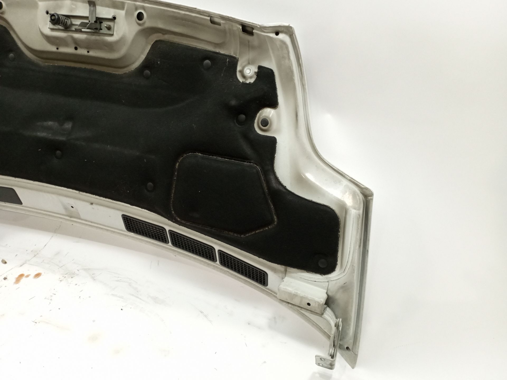 capot_7751474717_color_carroceria_o389_ice_white_bc_renault_master_ii_furgoneta_fd_2_5_dci_120