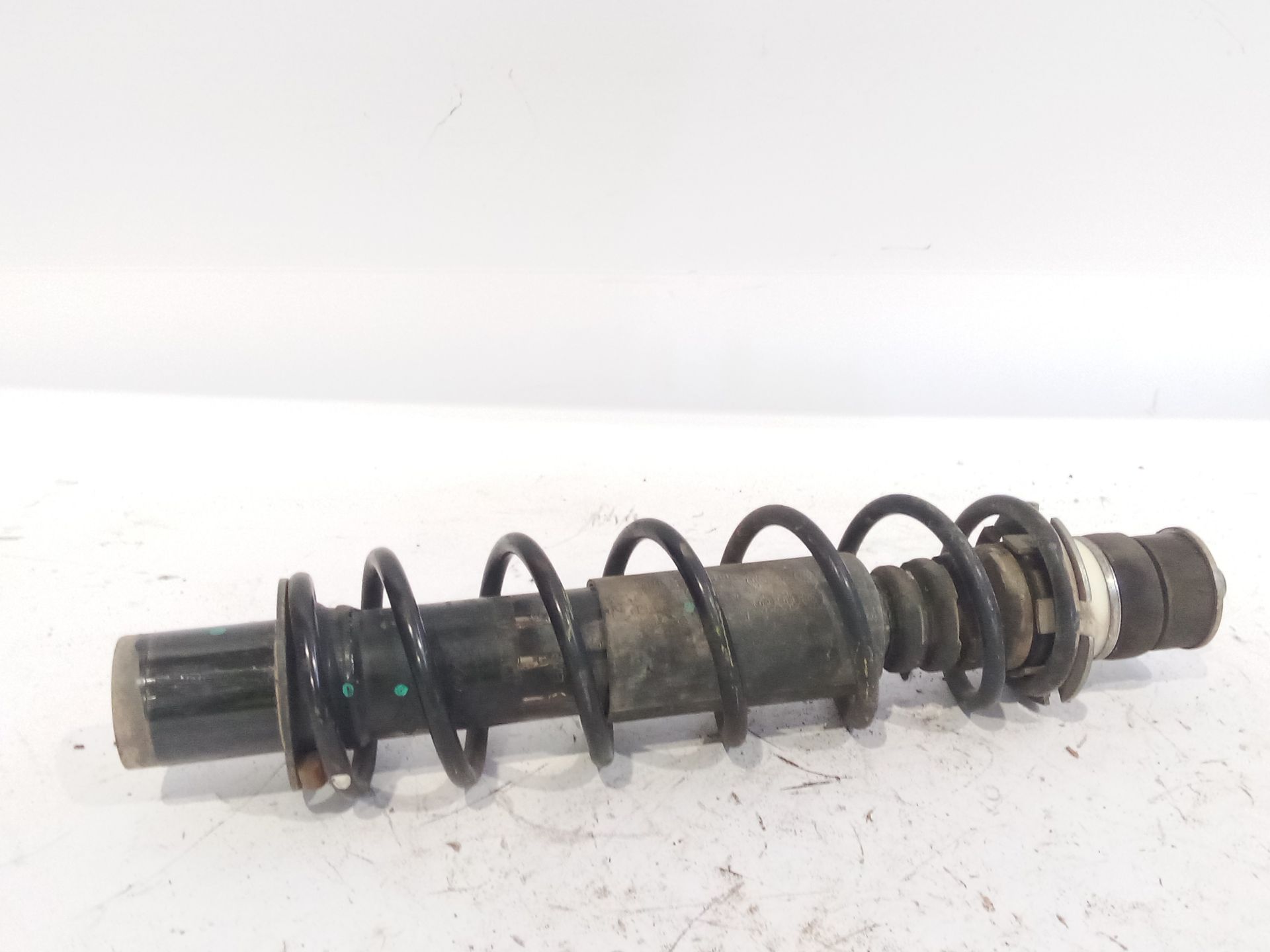 amortiguador_delantero_izquierdo_354001143r_renault_twizy_mam_80