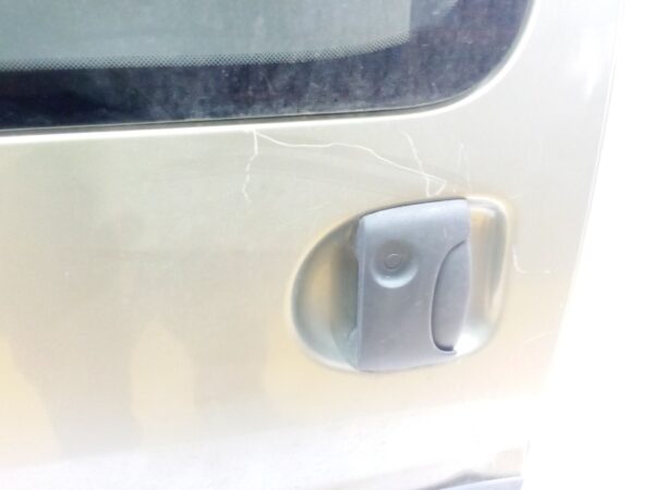 puerta_corredera_lateral_derecha_7751469309_color_carroceriatec66_grey_beige_bc_renault_kangoo_kc0_1_1_9_dci_4x4