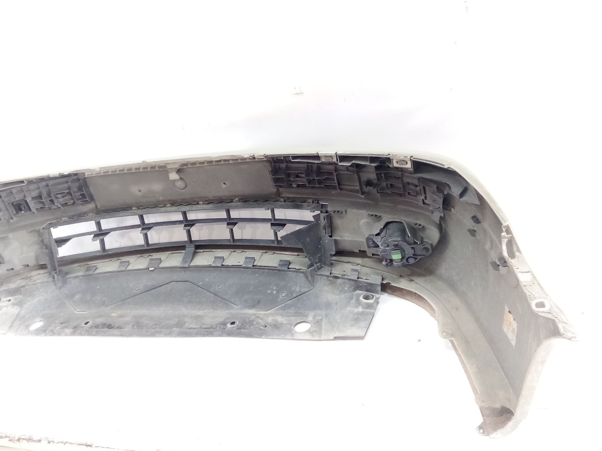 paragolpes_delantero_7701206433_color_carroceria_mv190_amande_bc_renault_laguna_ii_bg0_1_1_9_dci_bg08_bg0g