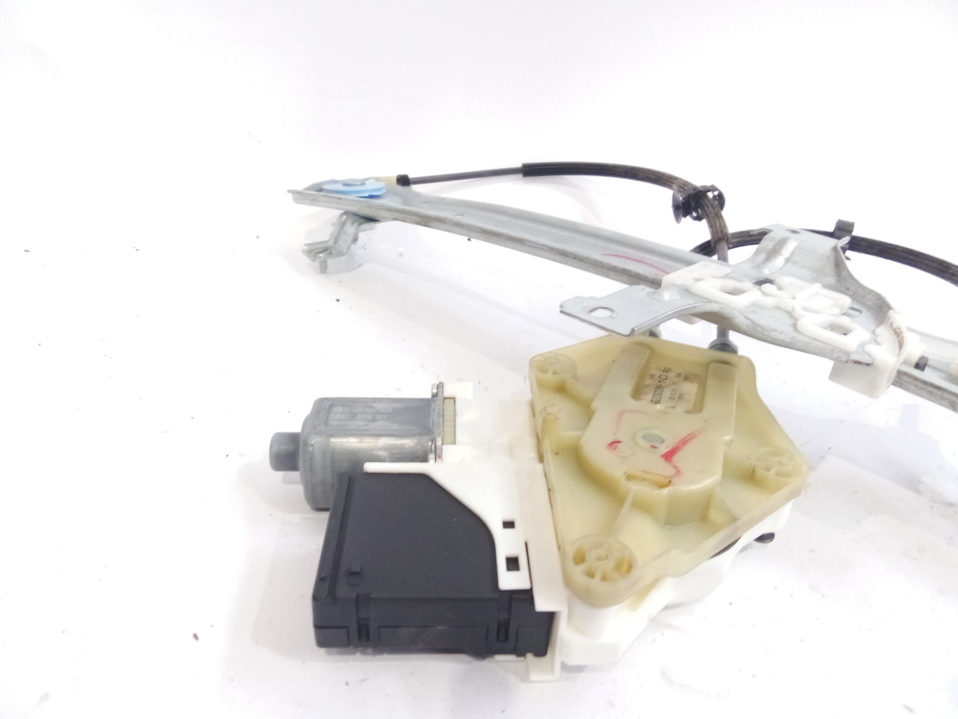 elevalunas_trasero_izquierdo_827310185r_renault_megane_iii_grandtour_kz0_1_2_0_tce