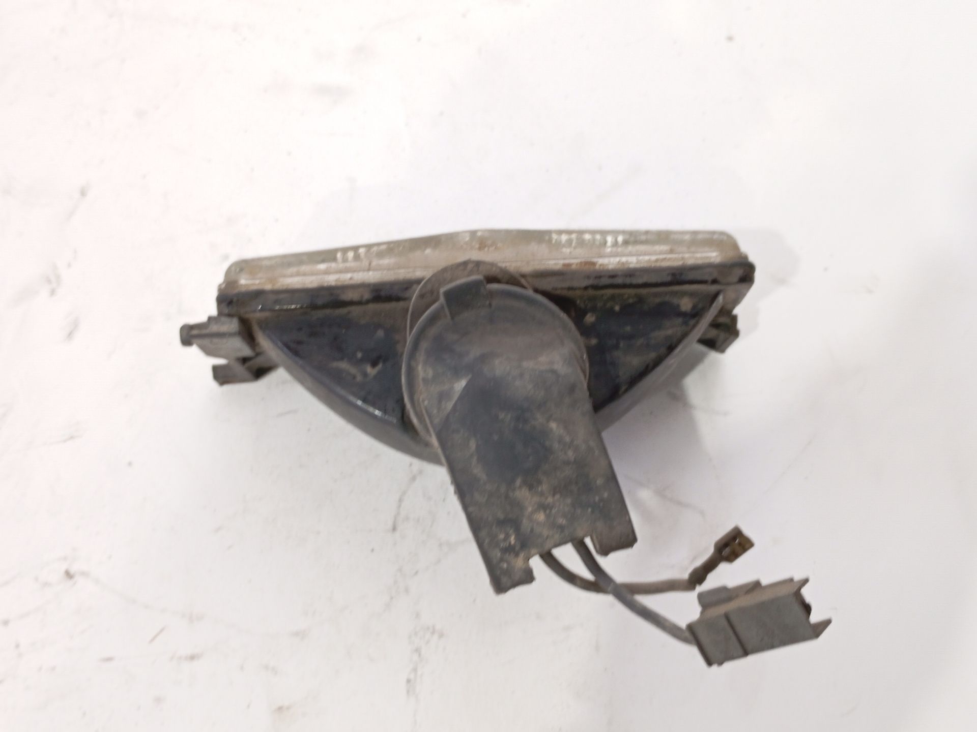 faro_antiniebla_izquierdo_94463120101_porche_944_1982_1989_al_de