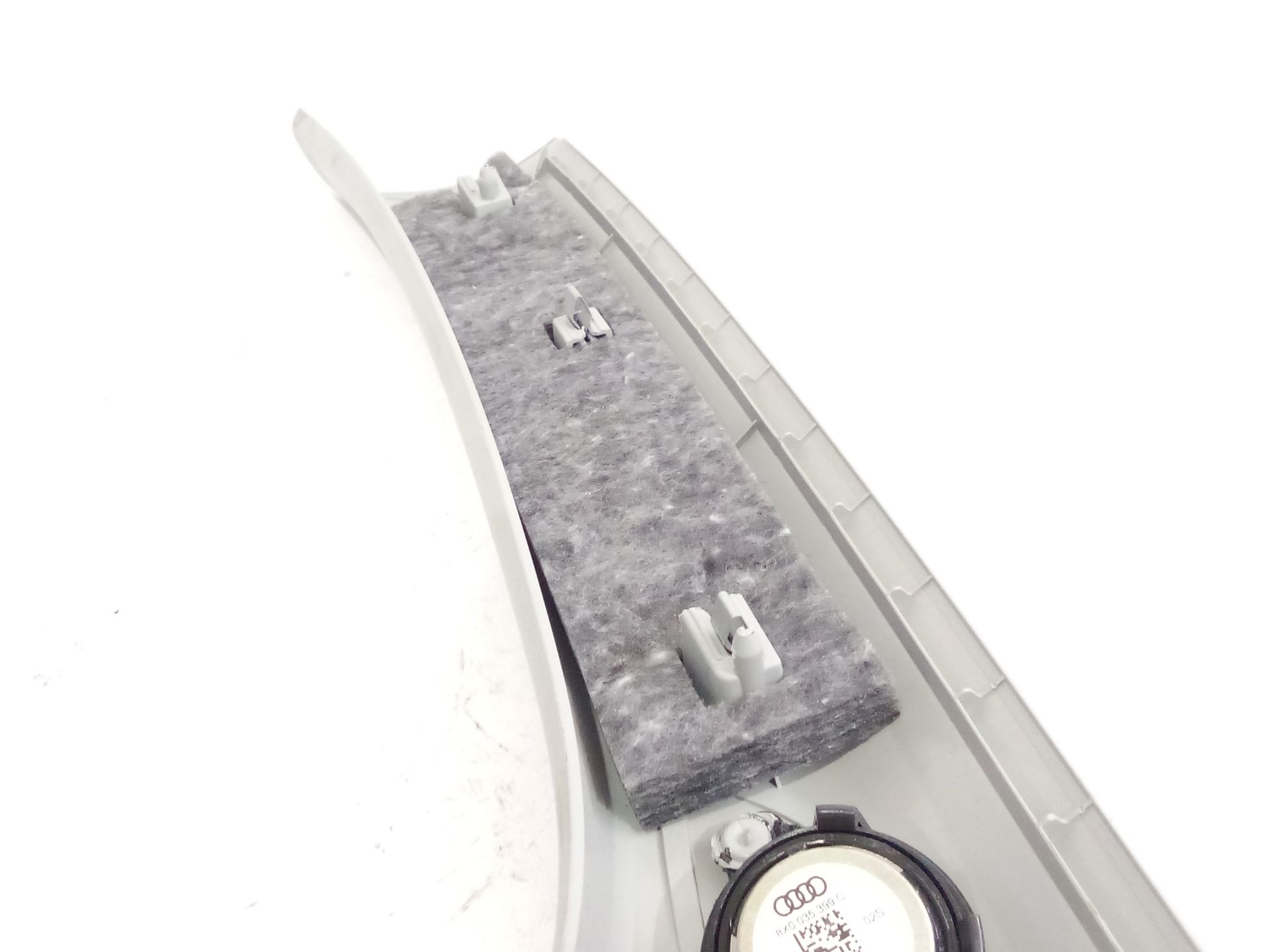 molduras_delanteras_8x0867234a_audi_a1_8x1_8xk_1_6_tdi