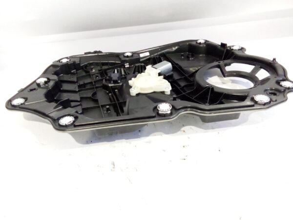 elevalunas_delantero_izquierdo_g47584100_ford_fiesta_vii_hj_hf_1_0_ecoboost_mhev