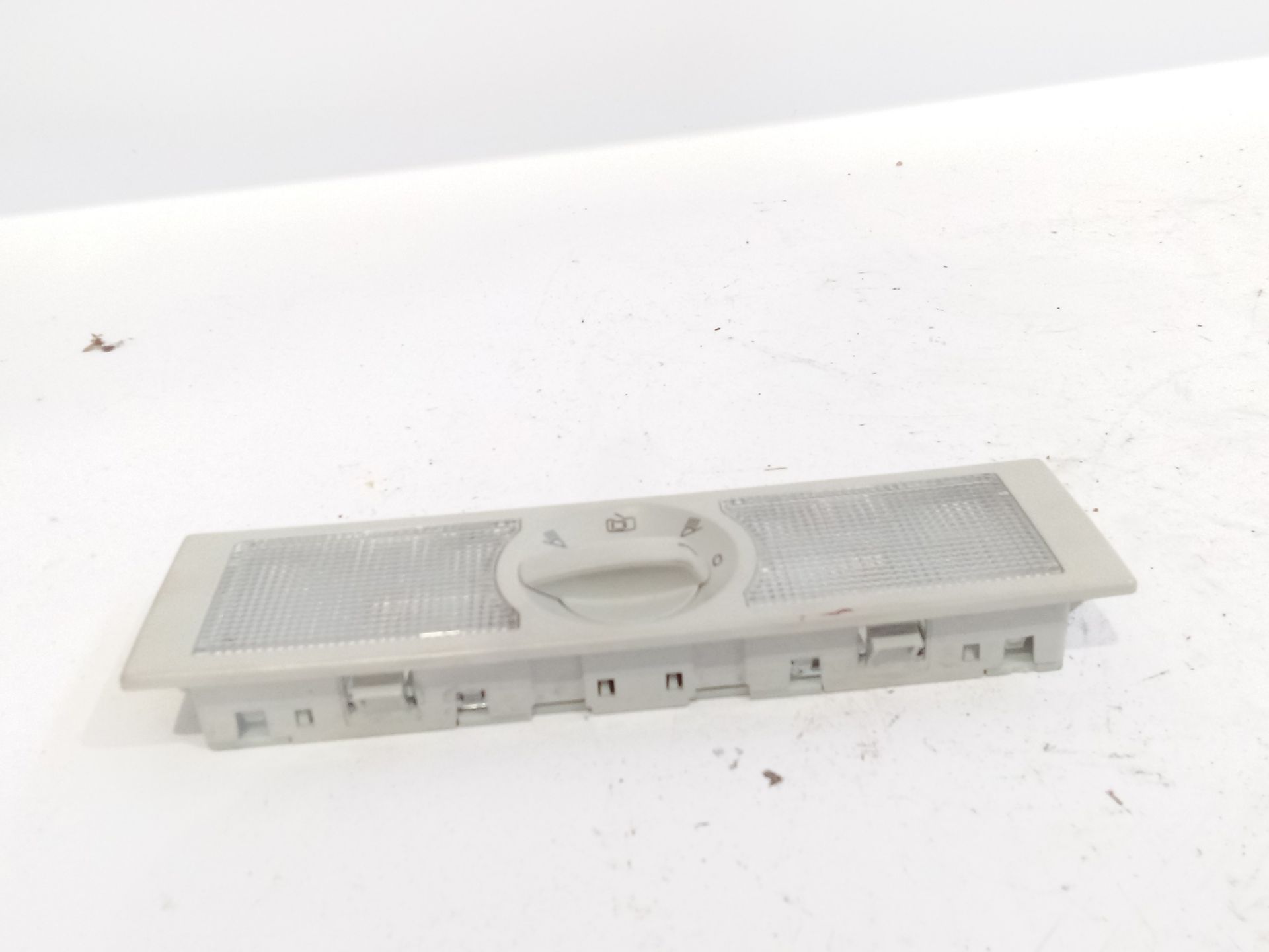 luz_interior_600947291_volkswagen_polo_v_6r1_6c1_1_2_tsi_16v