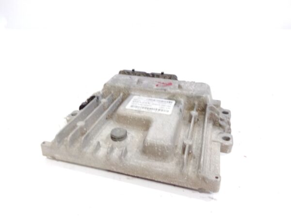 centralita_motor_uce_bv6112a650_ford_c_max_ii_dxa_cb7_dxa_ceu_2_0_tdci