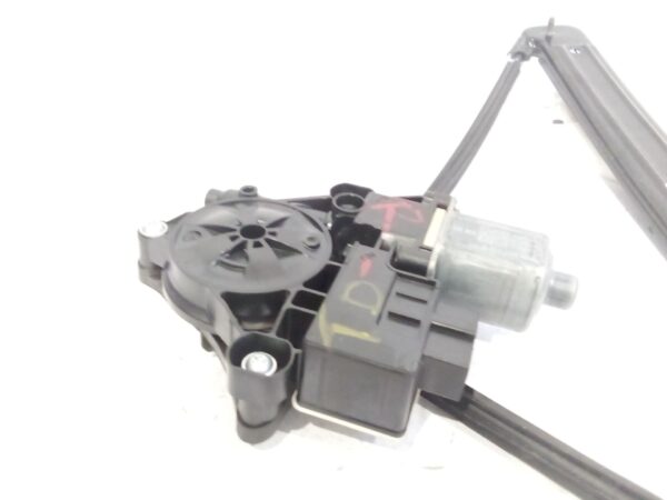 elevalunas_trasero_derecho_0130822724_seat_ateca_kh7_khp_1_4_tsi