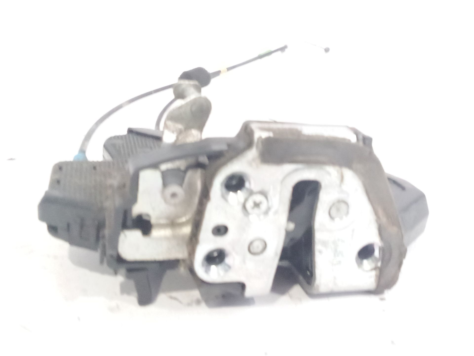 cerradura_puerta_trasera_izquierda_6906060090_51029015_toyota_land_cruiser_prado_j12_3_0_d_4d_kdj120_kdj125