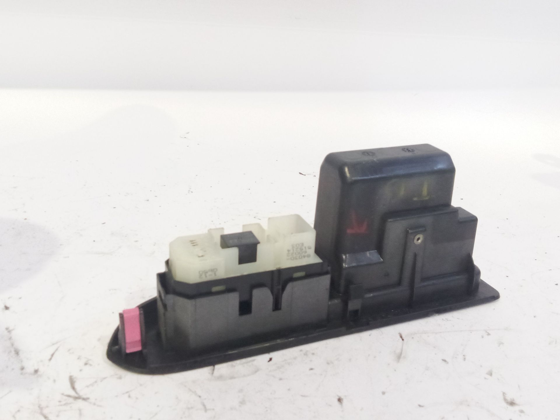 boton_elevalunas_trasero_derecho_8403060022_toyota_land_cruiser_prado_j12_3_0_d_4d_kdj120_kdj125