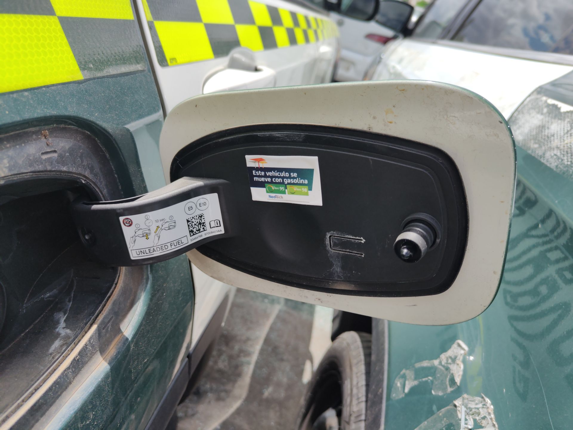 tapa_exterior_combustible_55112652aa_jeep_compass_mp_m6_mv_m7_1_4_multiair_4x4