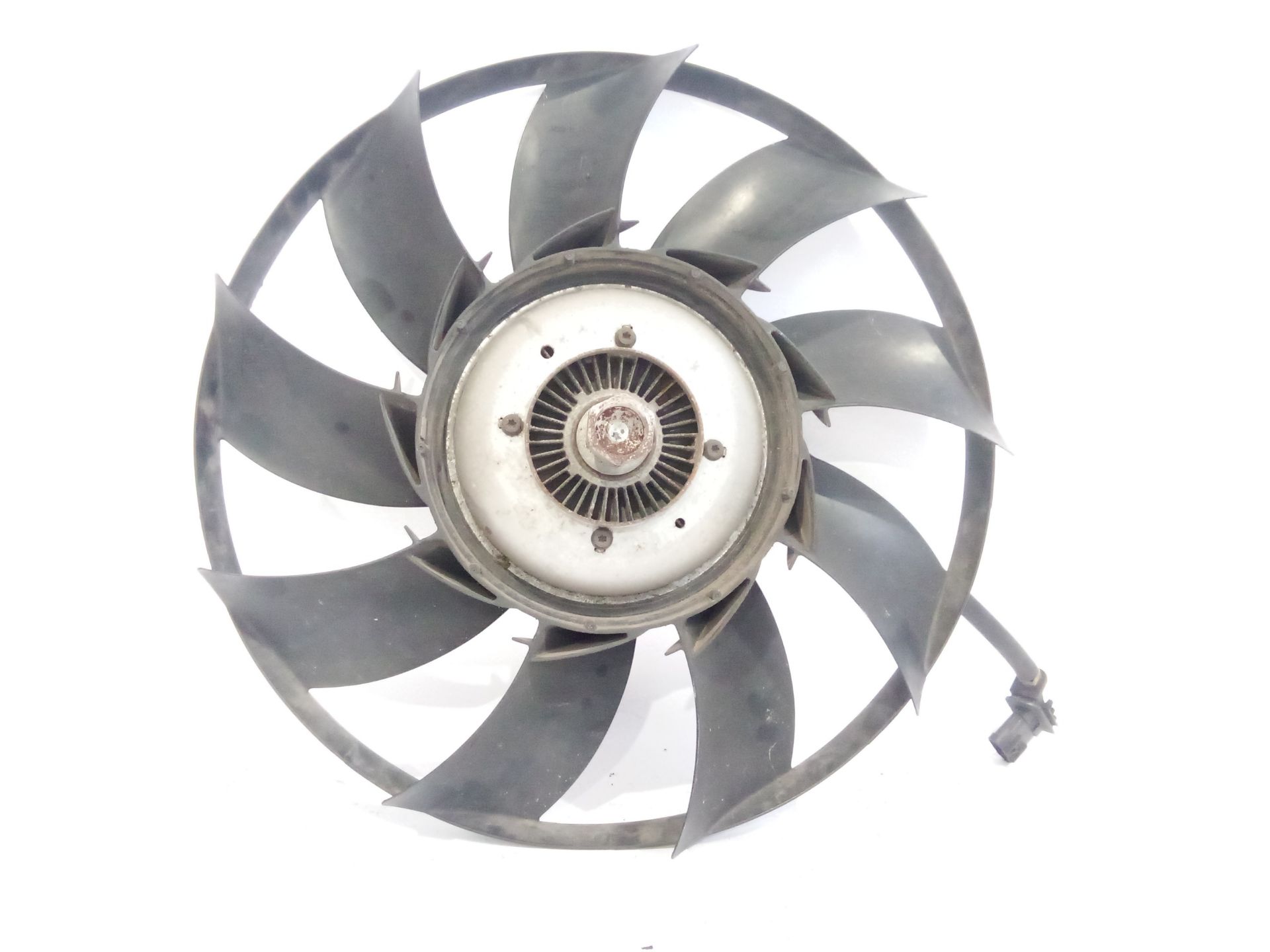 ventilador_lr023392_ah328c617_land_rover_discovery_iv_l319_3_0_td_4x4