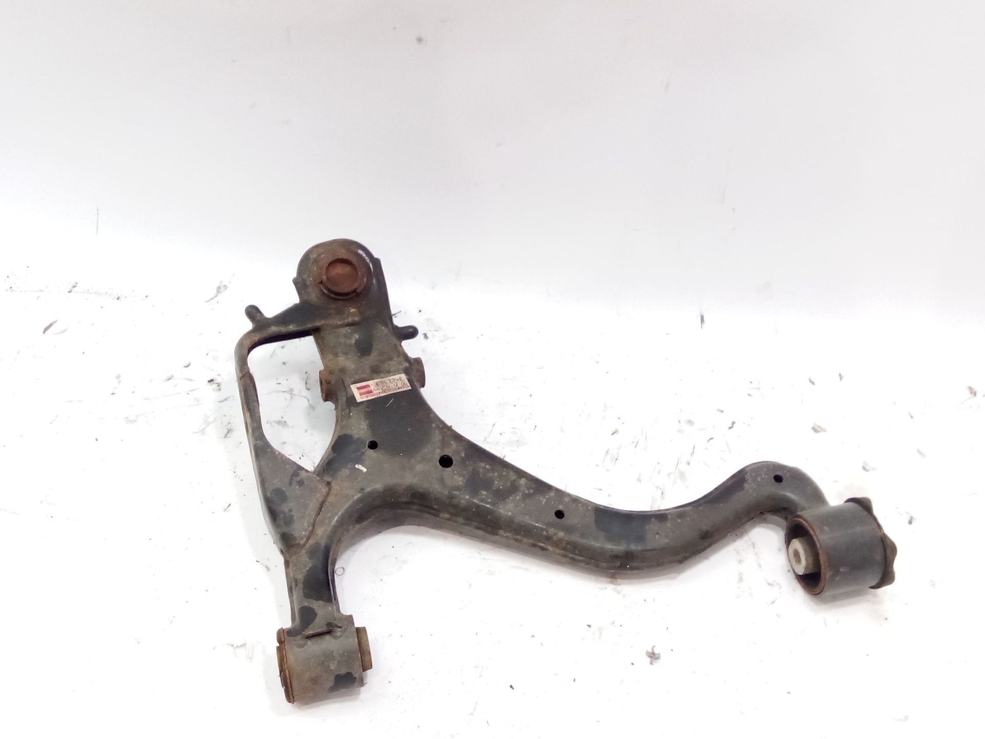 brazo_suspension_inferior_delantero_derecho_lr071166_land_rover_discovery_iv_l319_3_0_td_4x4