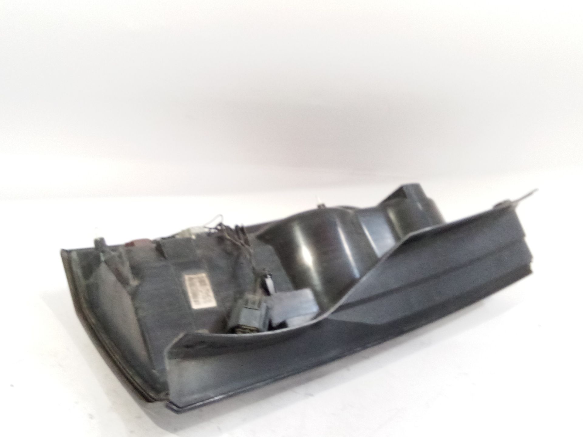 piloto_trasero_derecho_lr052395_land_rover_discovery_iv_l319_3_0_td_4x4