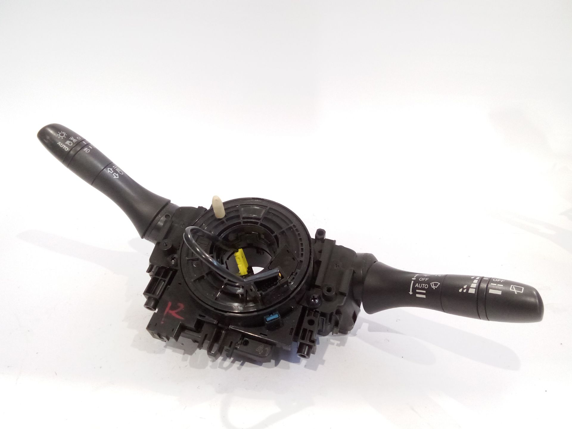 mando_multifuncion_255544ea0a_4ea0a_nissan_qashqai_ii_j11_j11_1_6_dci_all_mode_4x4_i