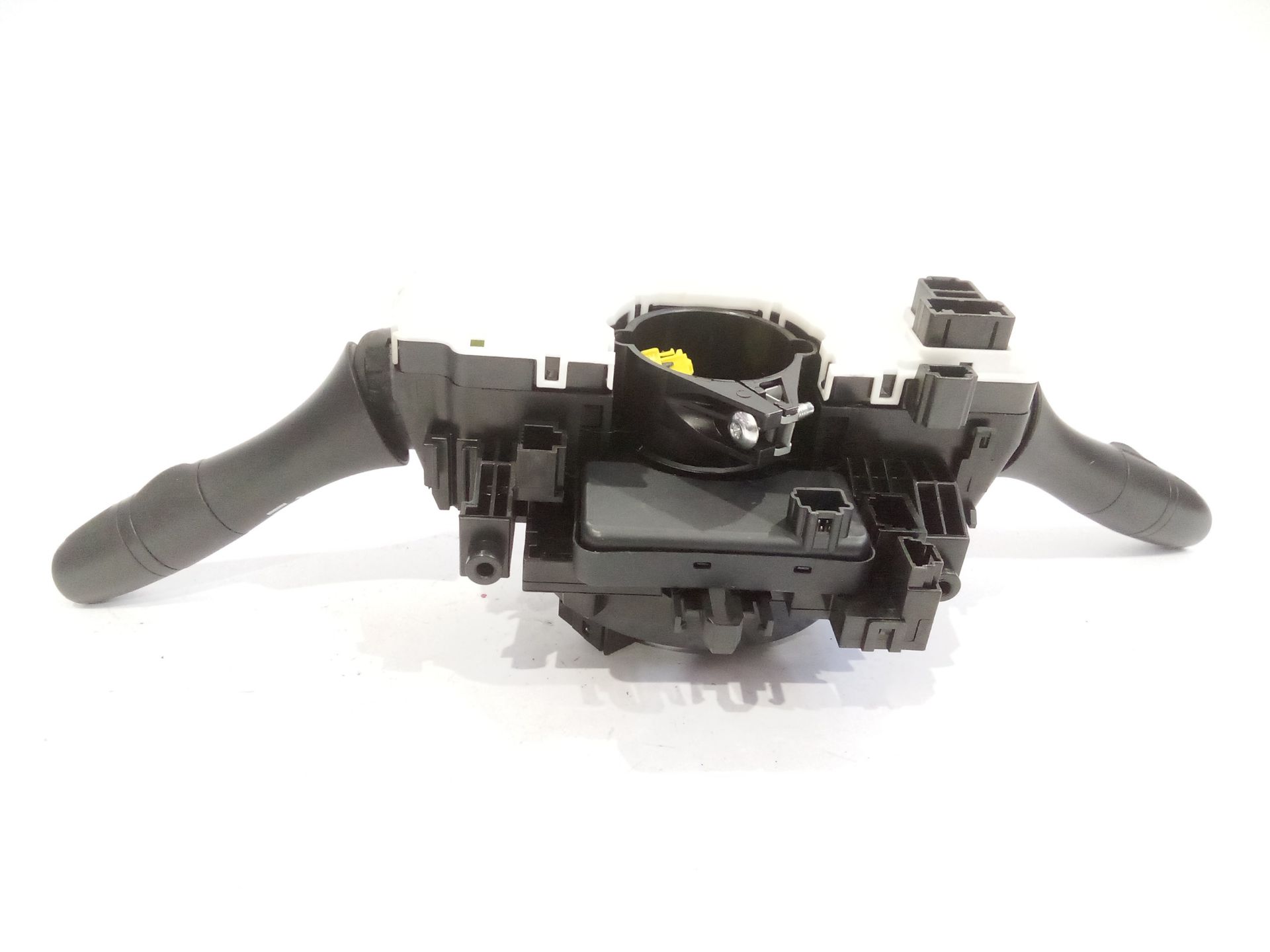 mando_multifuncion_255544ea0a_4ea0a_nissan_qashqai_ii_j11_j11_1_6_dci_all_mode_4x4_i