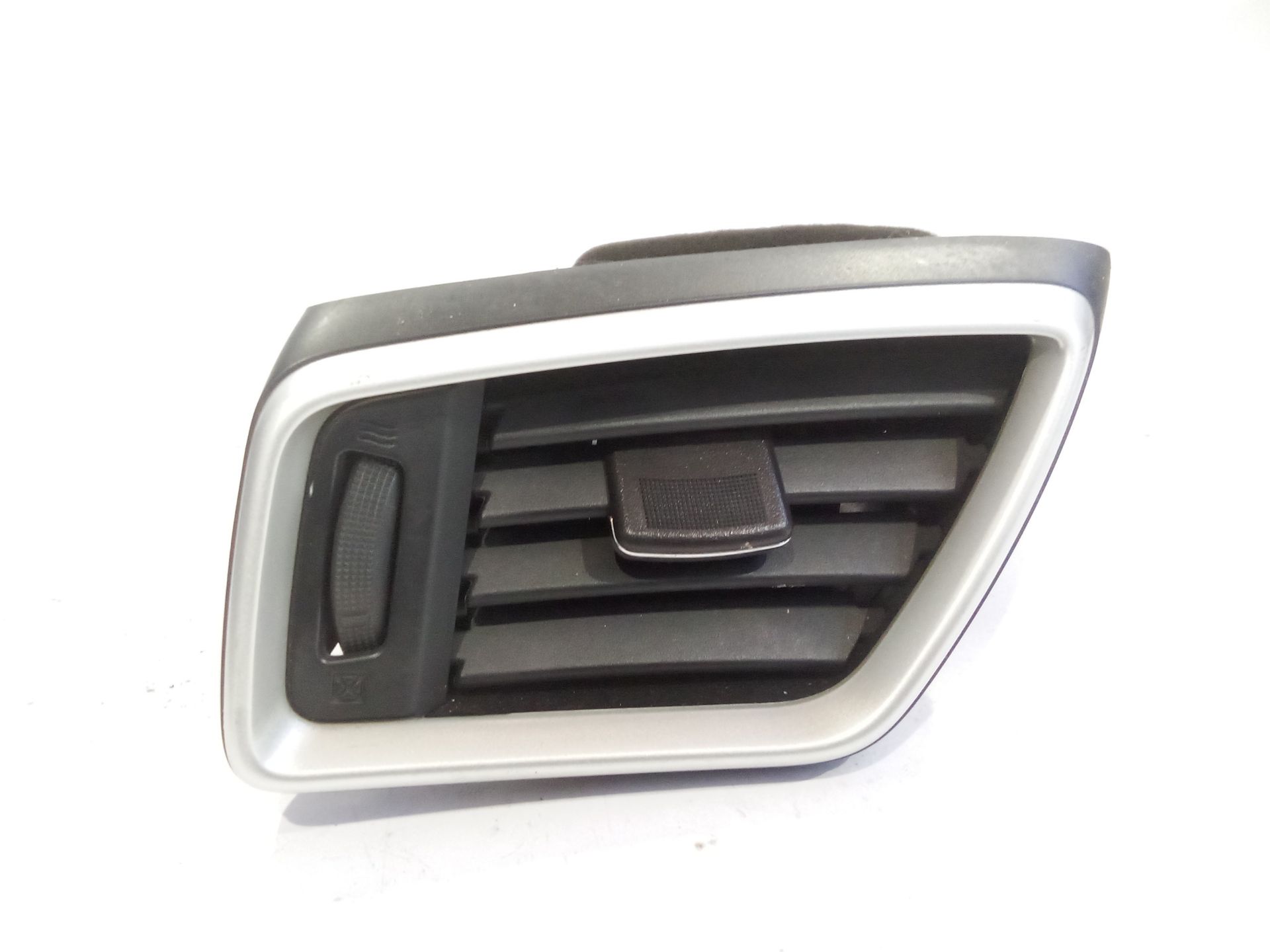 aireador_3049_nissan_qashqai_ii_j11_j11_1_6_dci_all_mode_4x4_i