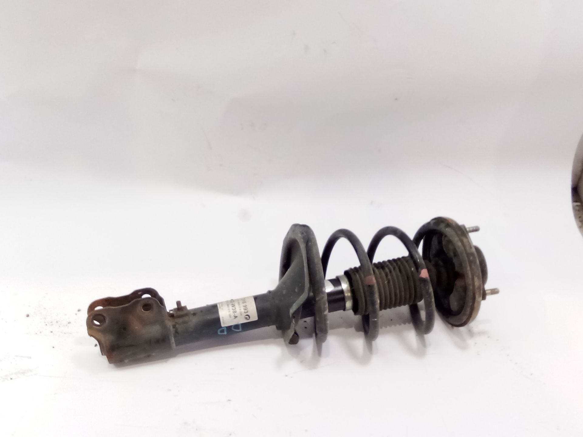 amortiguador_delantero_derecho_4060a464_316993_mitsubishi_asx_ga_w_1_8_di_d_4wd_ga6w