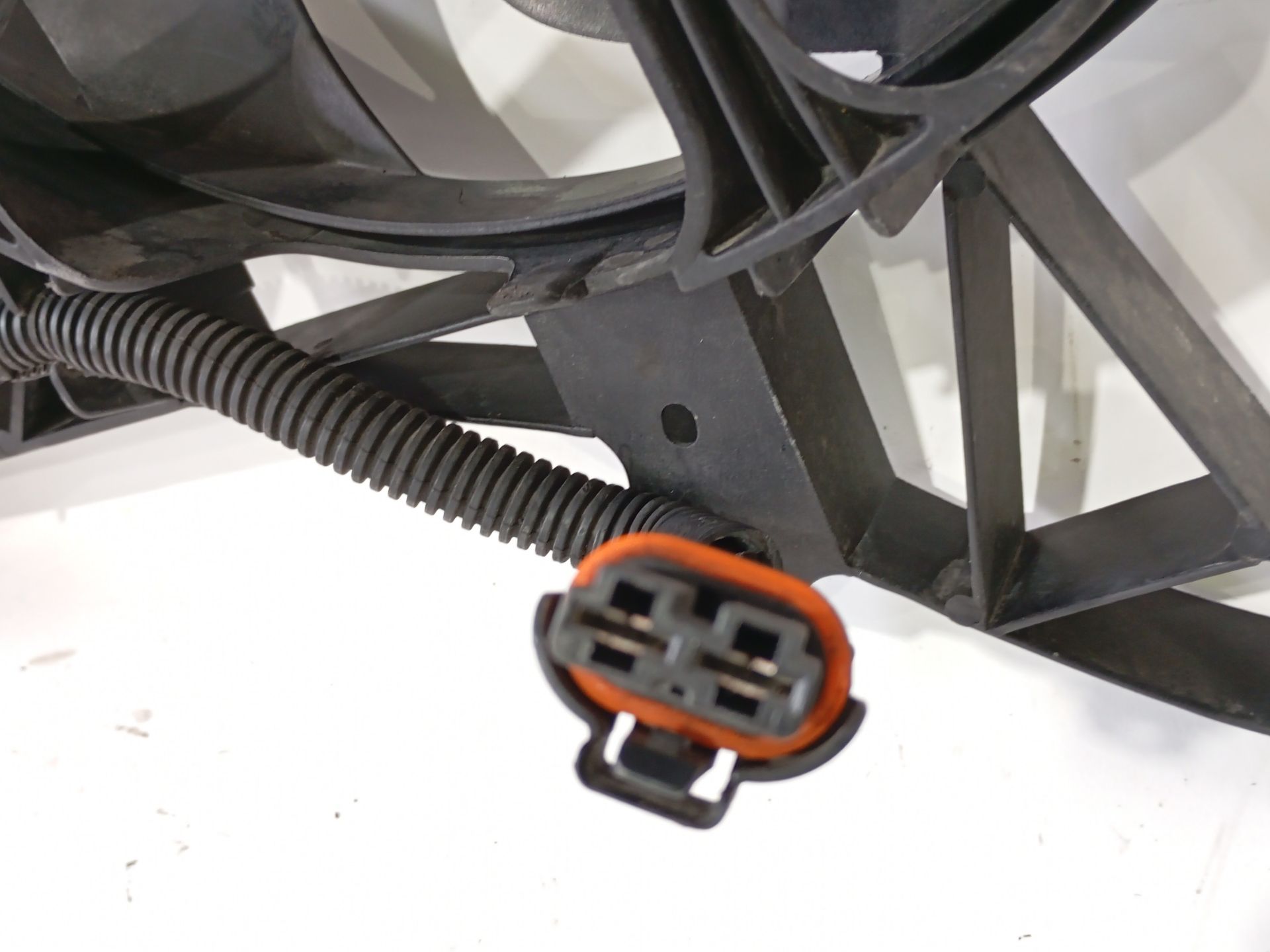 electroventilador_8200155114_renault_espace_iv_jk0_1_3_0_dci_jk0j_jk0v